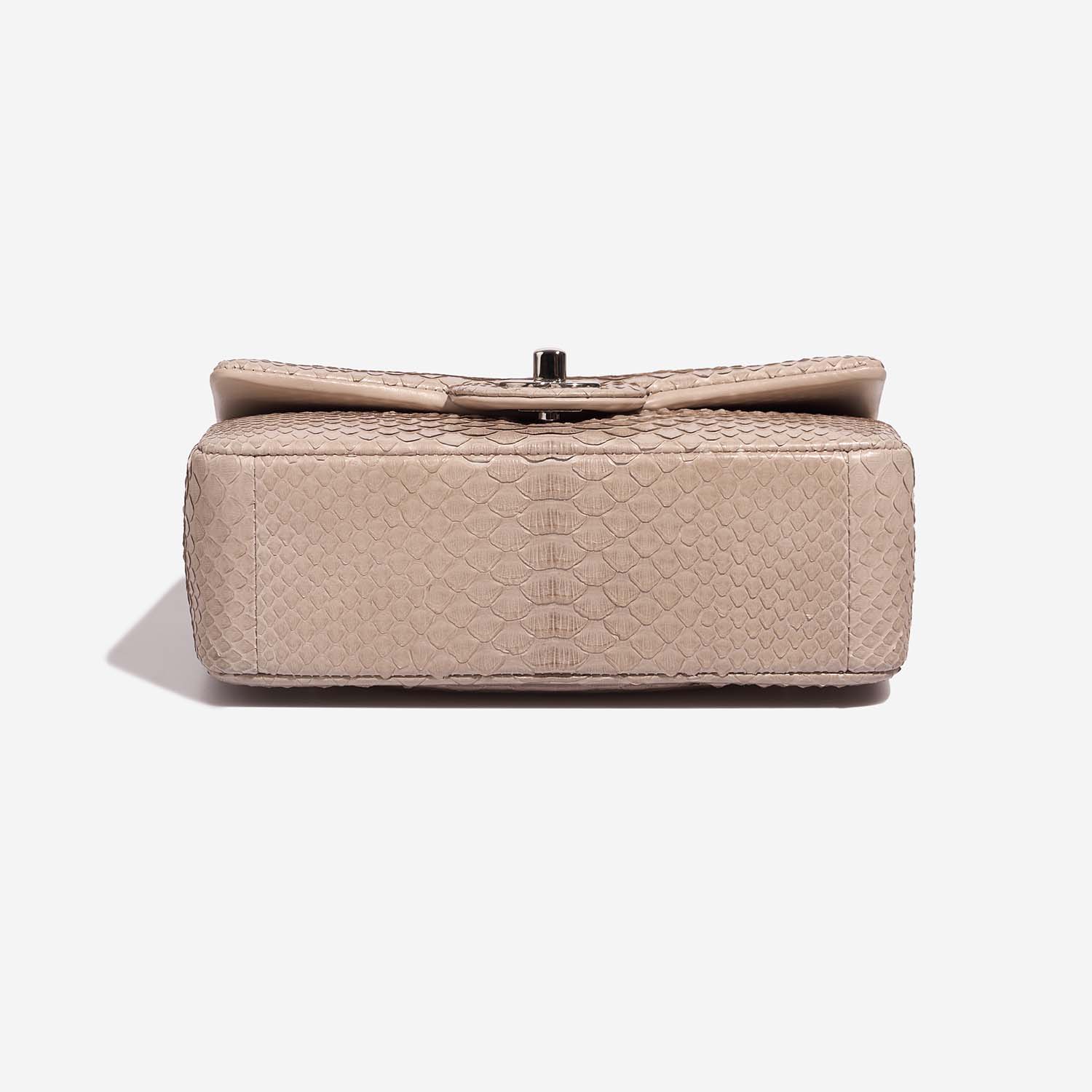 Chanel Timeless Small Nude Bottom  | Sell your designer bag on Saclab.com