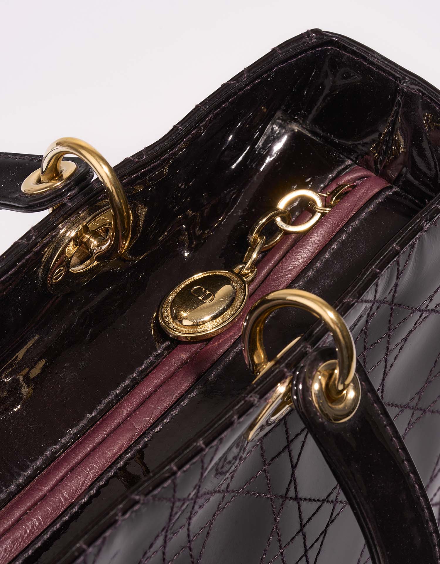 Dior Lady Large DarkPurple Closing System | Sell your designer bag on Saclab.com