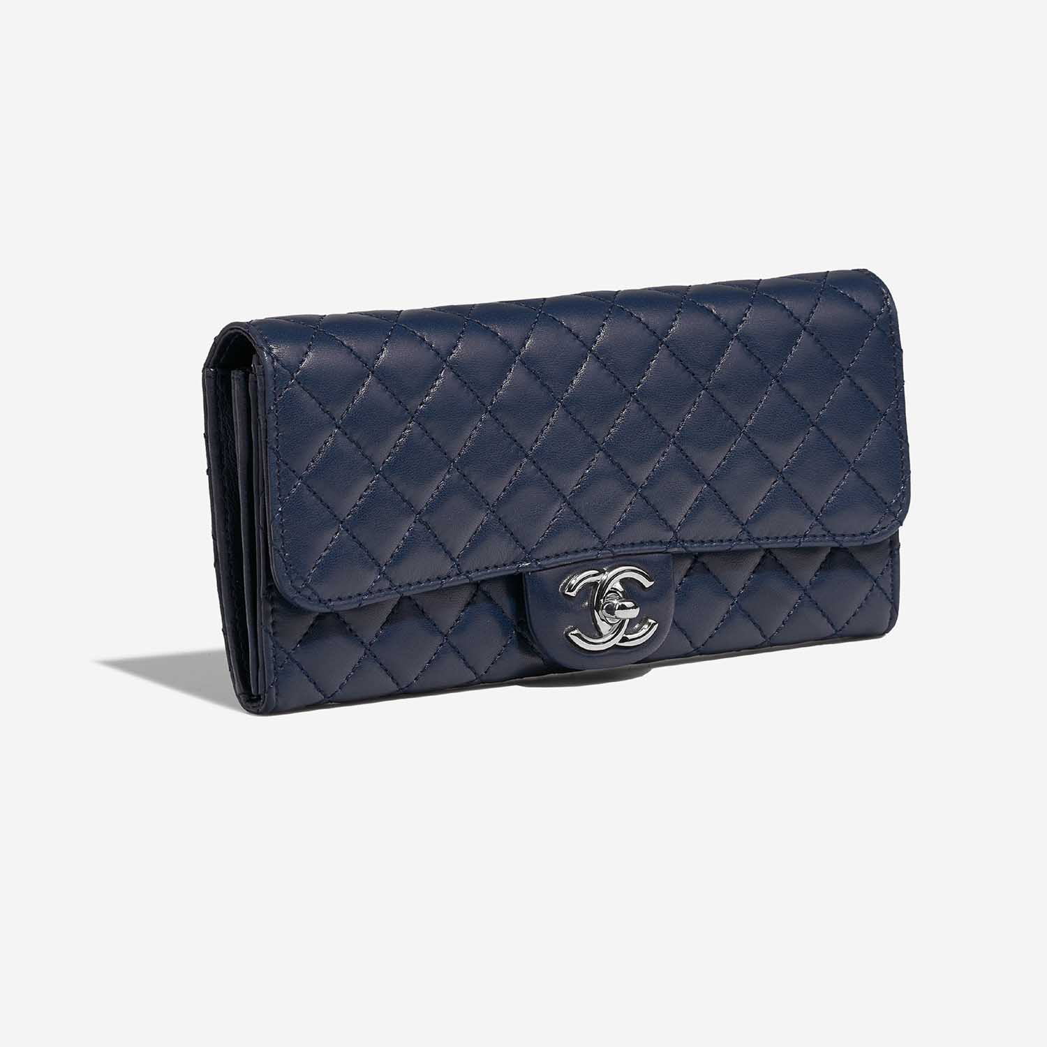 Chanel Timeless Medium DarkBlue 6SF S | Sell your designer bag on Saclab.com