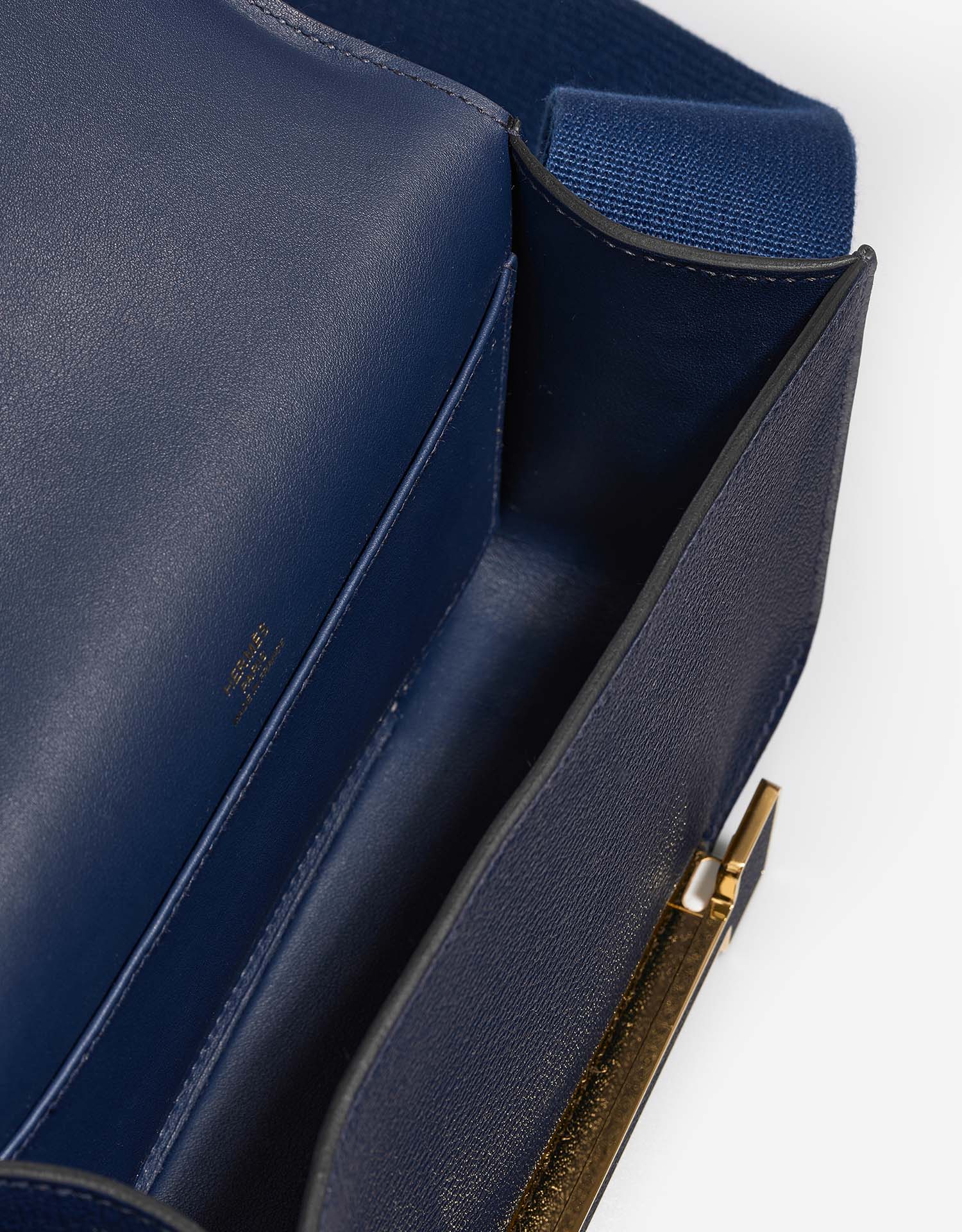 Hermès Geta Navy Inside  | Sell your designer bag on Saclab.com