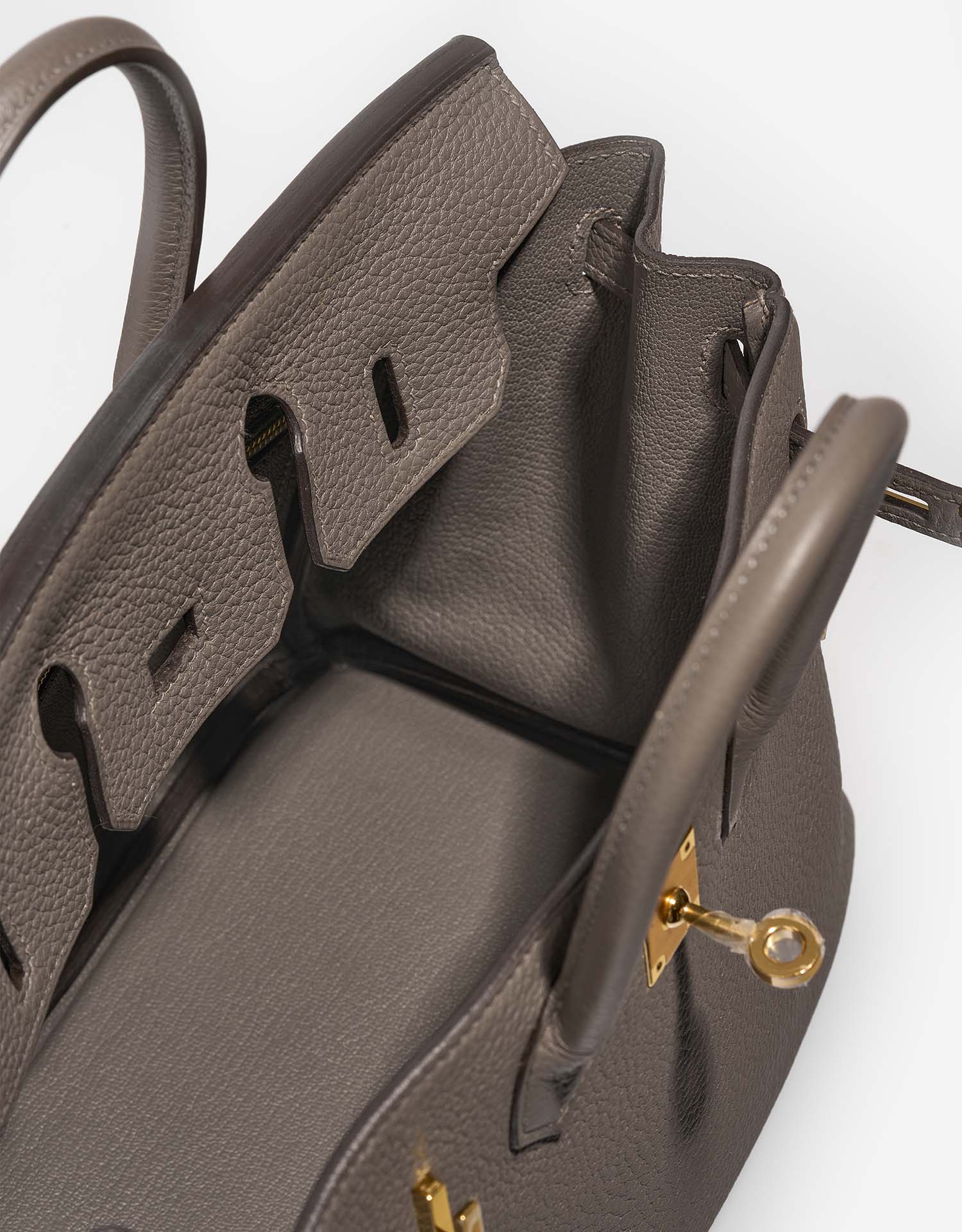 HERMÈS Birkin 25 handbag in Gris Meyer Togo leather with Gold