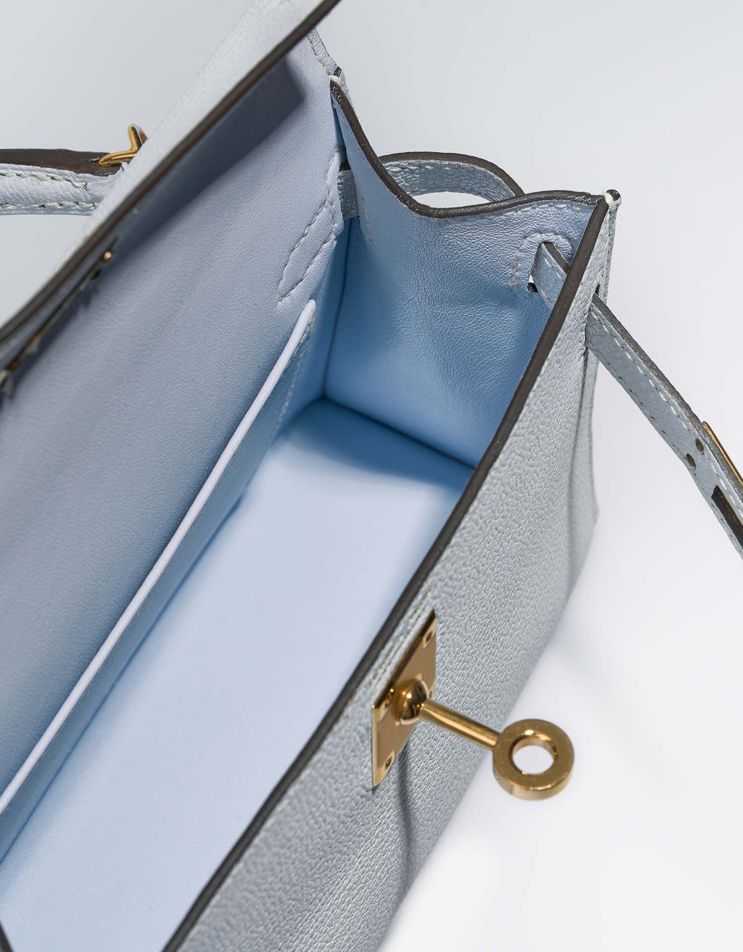 Hermès Kelly Mini Chèvre Mysore Blue Brume | SACLÀB