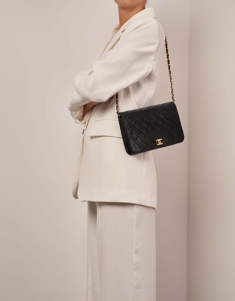 Chanel Timeless Medium Black  0F | Sell your designer bag on Saclab.com