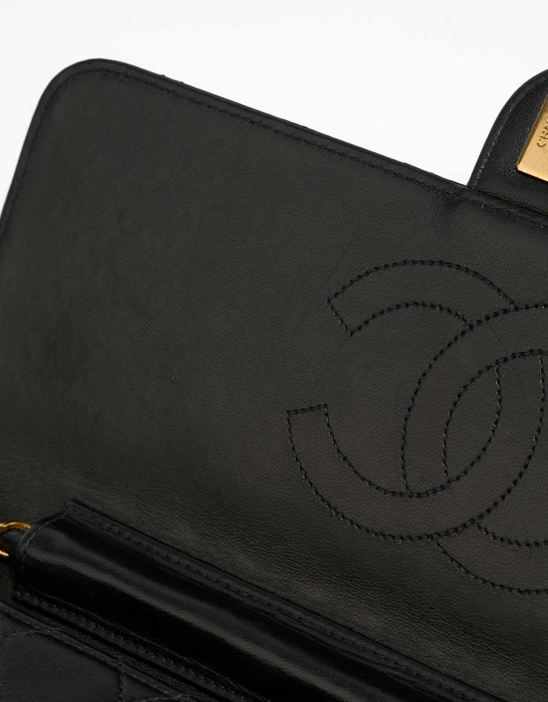 Chanel Timeless Medium Noir signes d'usure| Vendez votre sac de créateur sur Saclab.com