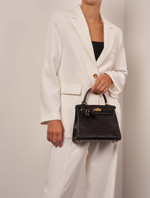 Hermès Kelly 25 Black 1M | Sell your designer bag on Saclab.com