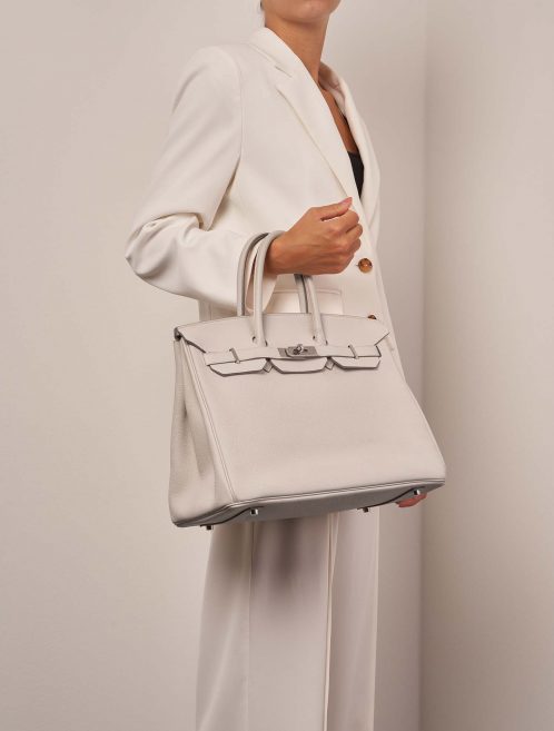 Hermès Birkin 35 Beton Sizes Worn | Sell your designer bag on Saclab.com