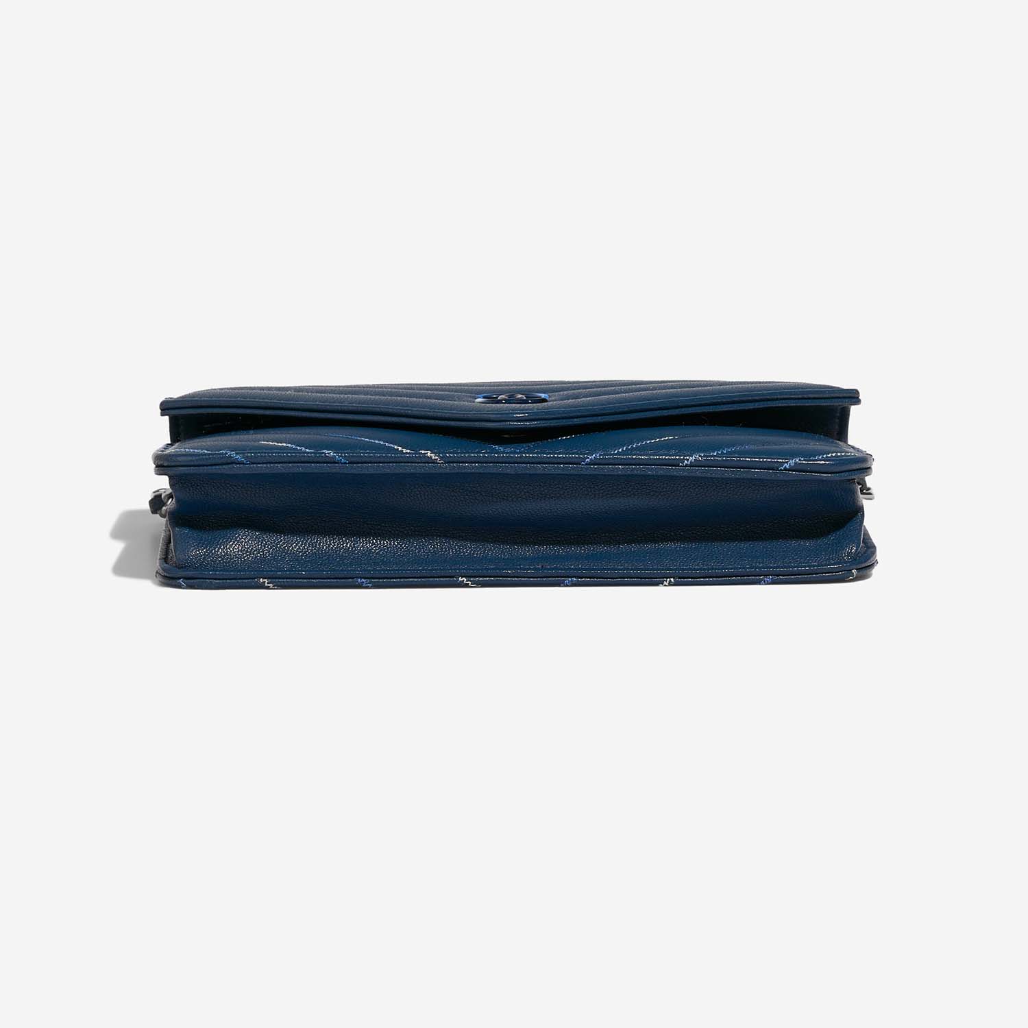 Chanel WalletOnChain Blue Bottom  | Sell your designer bag on Saclab.com