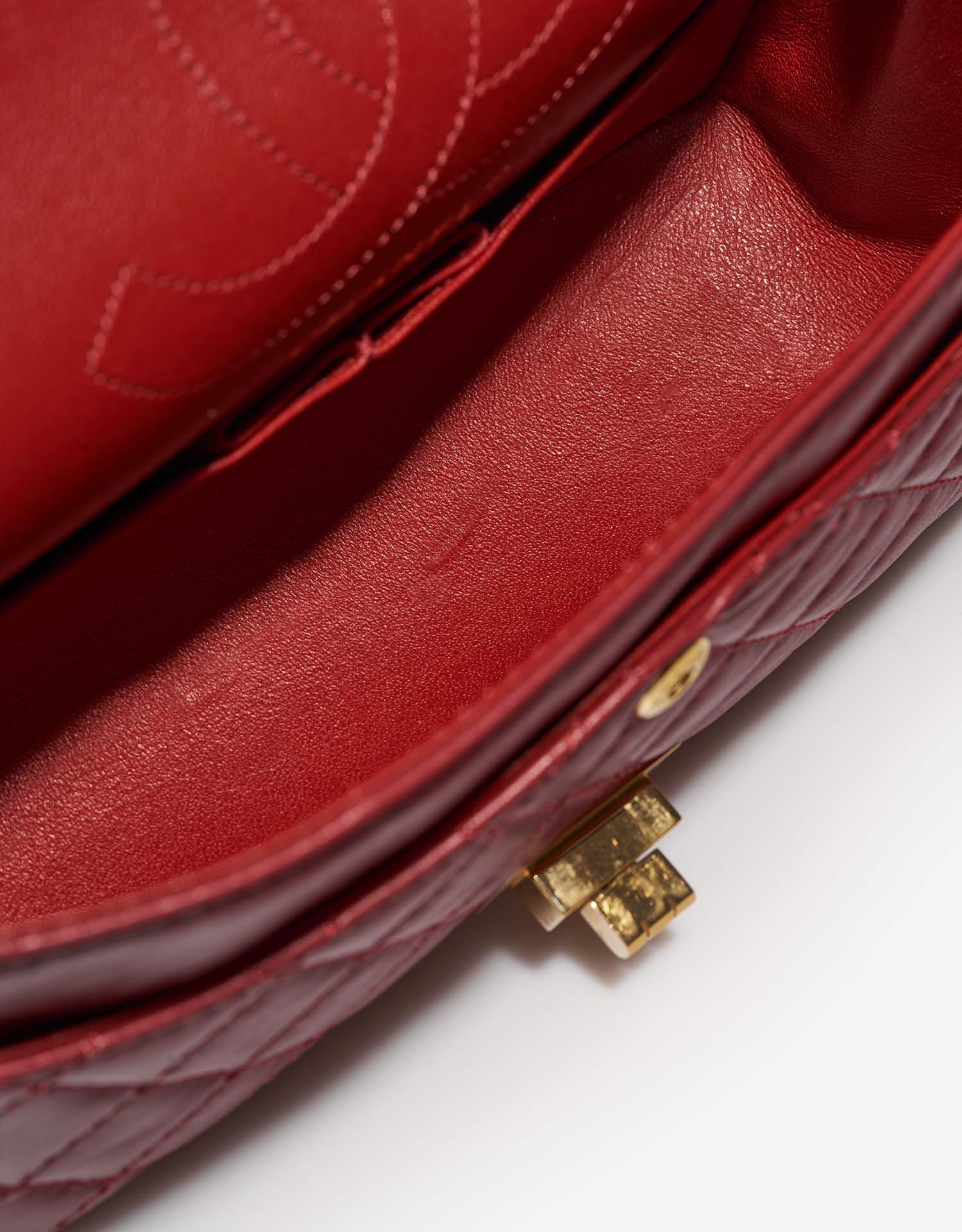 Chanel 255Reissue 225 Red Inside  | Sell your designer bag on Saclab.com