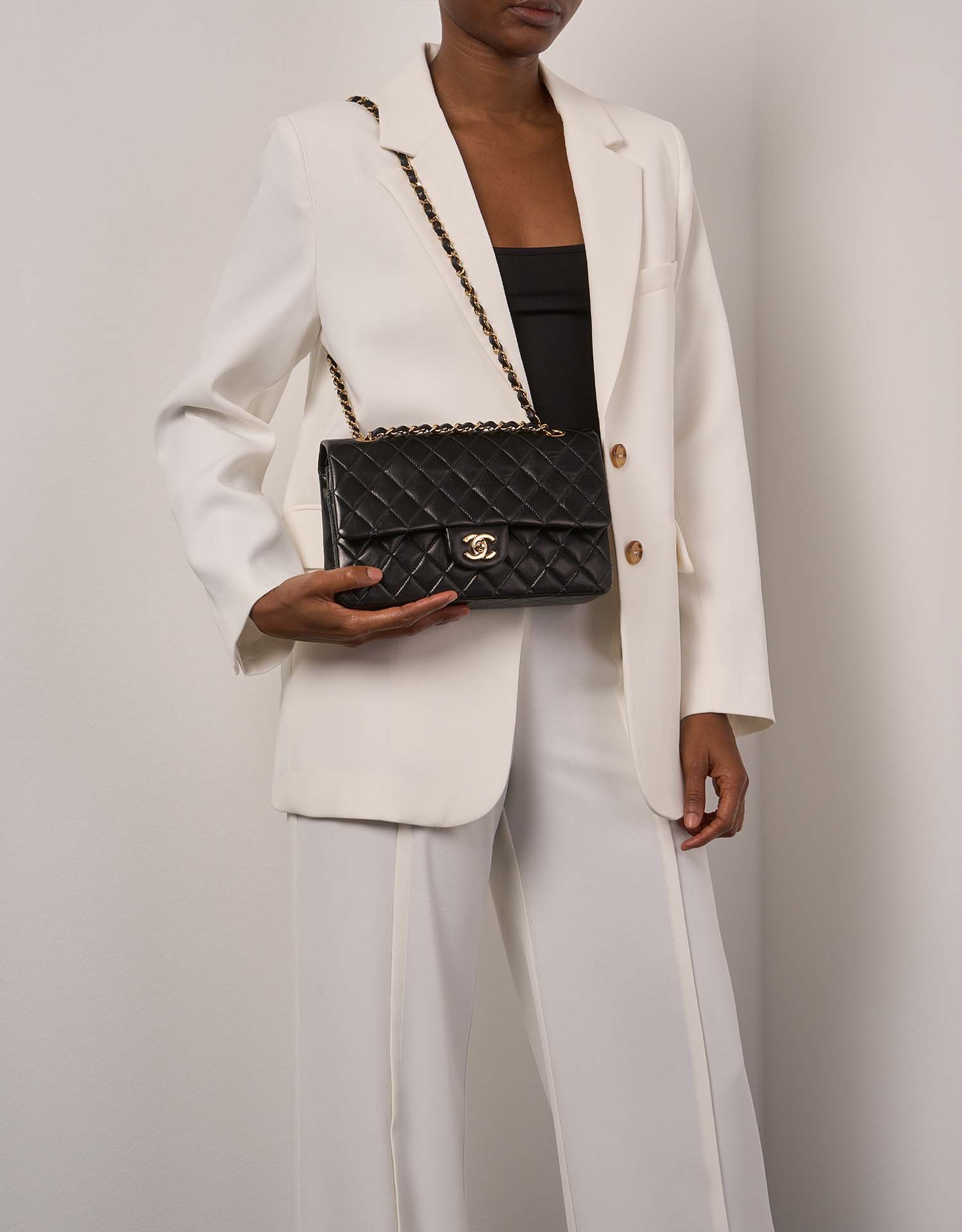 STYLING WHITE AND BEIGE CHANEL CLASSIC FLAP 
