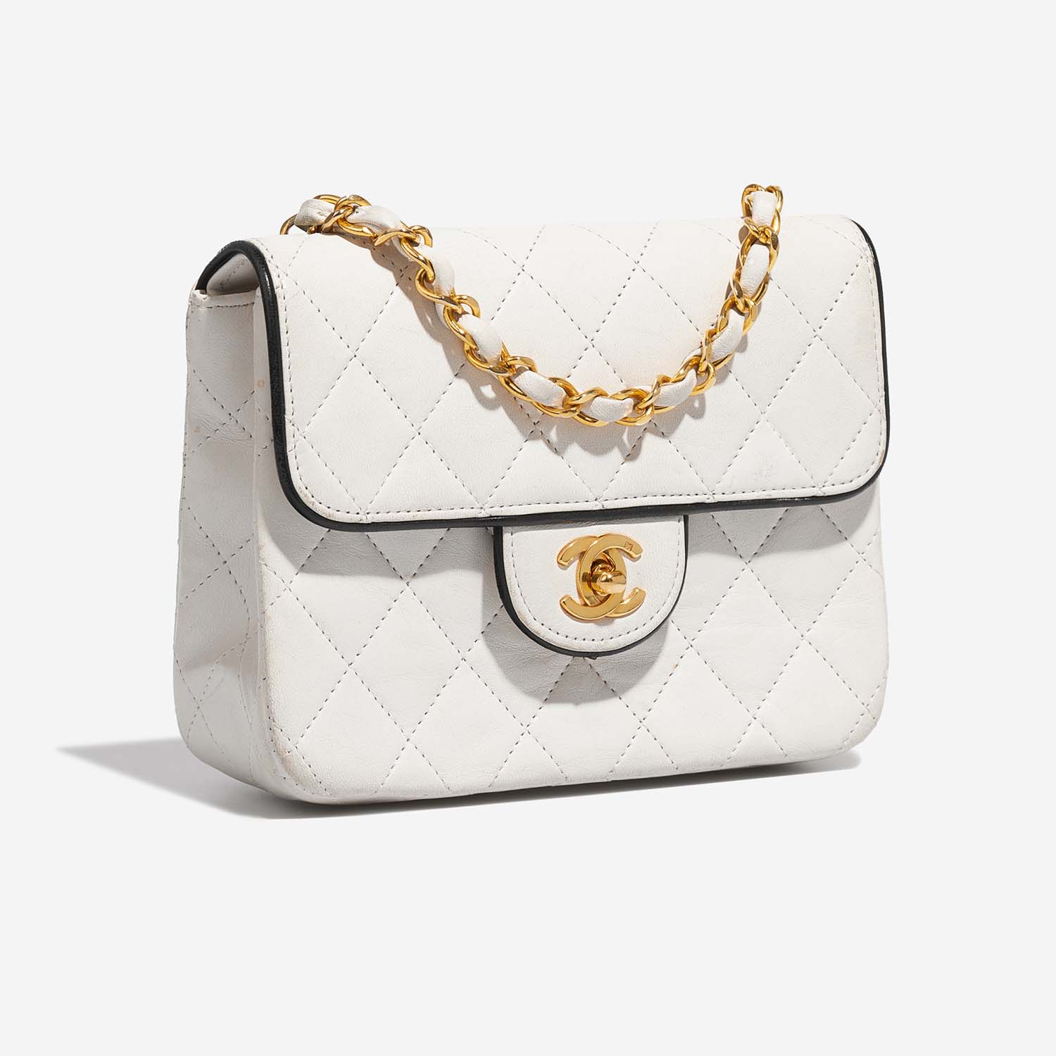 Chanel Timeless MiniSquare White Side Front  | Sell your designer bag on Saclab.com