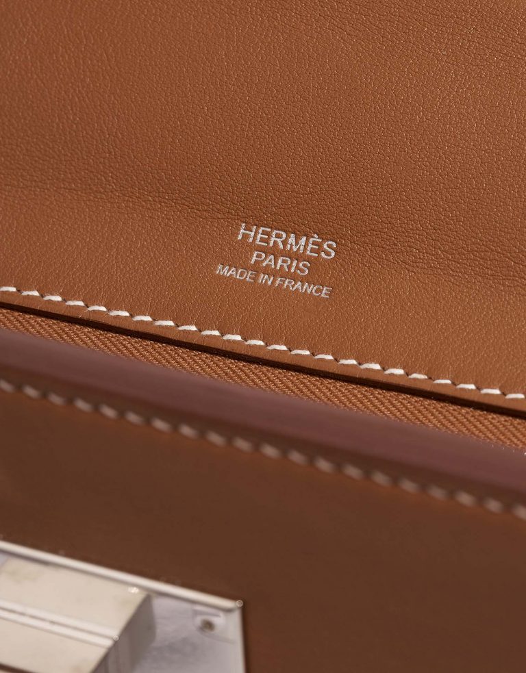 Hermès 244 29 Gold Logo  | Sell your designer bag on Saclab.com