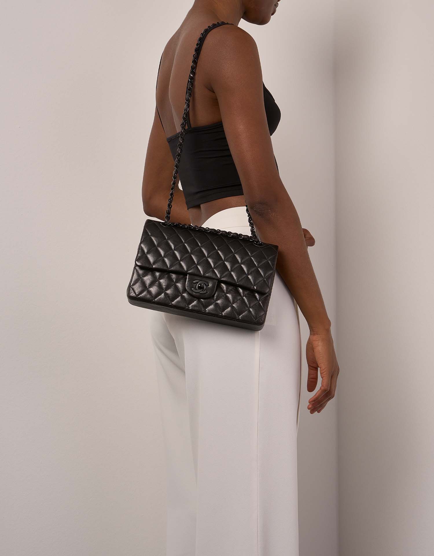 Chanel Timeless Medium Black Sizes Worn | Sell your designer bag on Saclab.com