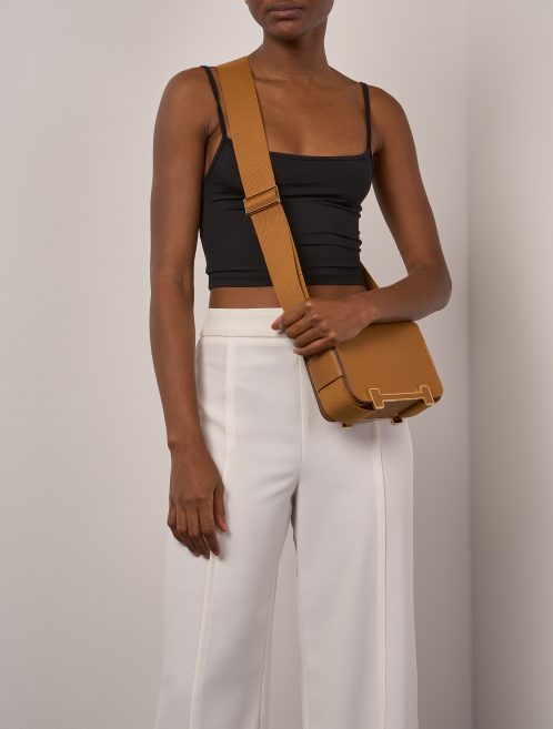 Hermès Geta onesize Caramel Sizes Worn | Sell your designer bag on Saclab.com