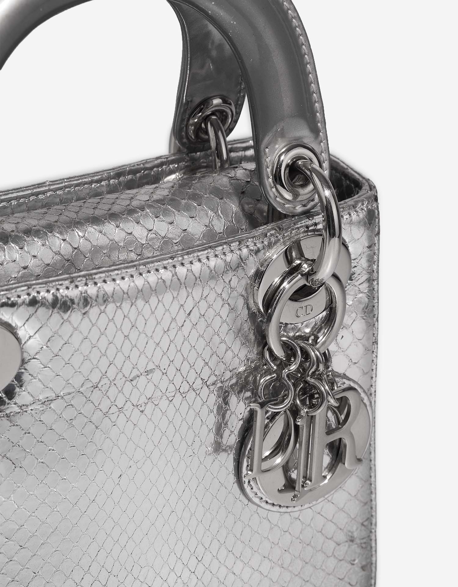Dior Lady Mini Silver Closing System  | Sell your designer bag on Saclab.com