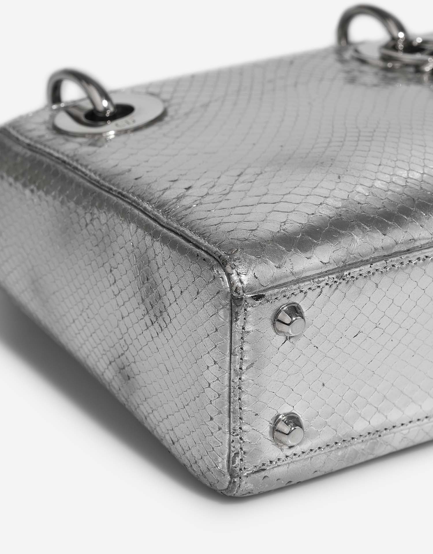 Dior Lady Mini Silver signs of wear 3 | Sell your designer bag on Saclab.com