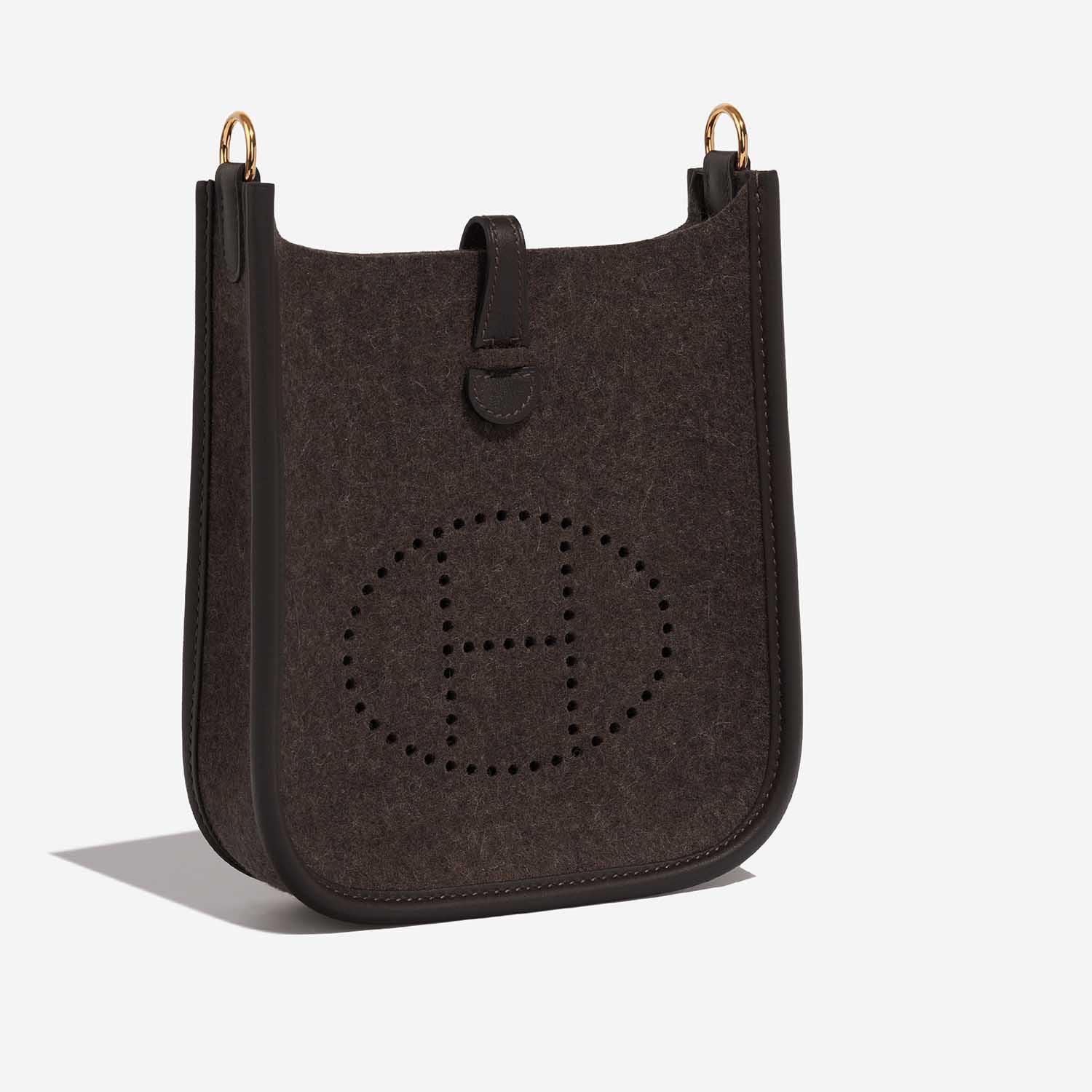 Hermès Evelyne 16 Ebene Side Front  | Sell your designer bag on Saclab.com