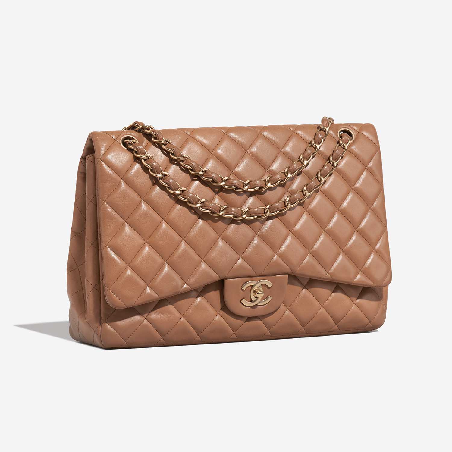 Chanel Timeless Maxi Brown Side Front | Vendez votre sac de créateur sur Saclab.com