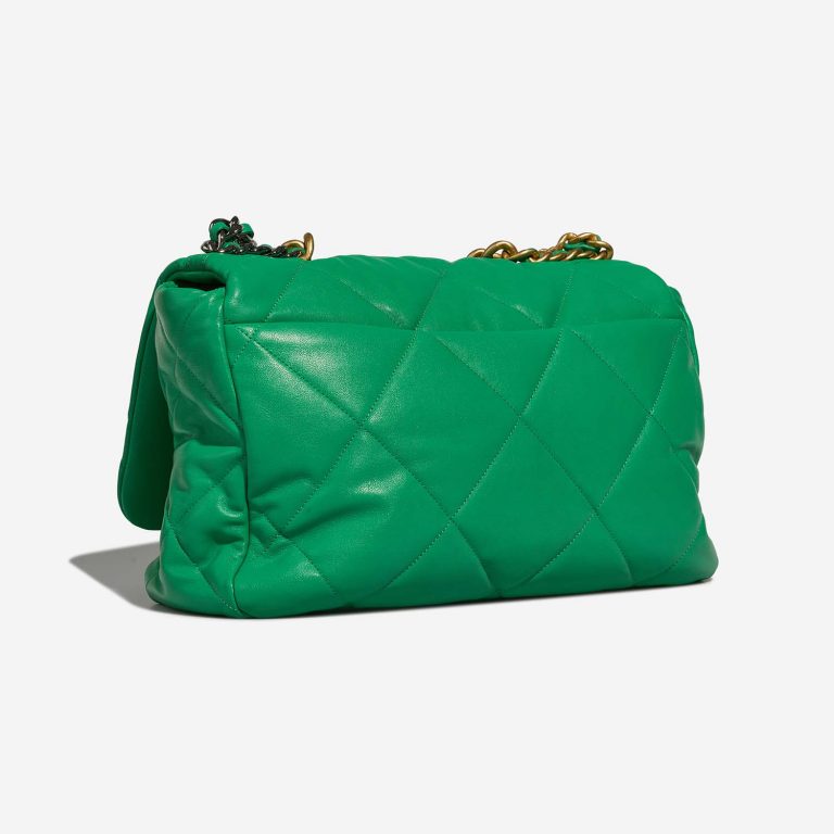 Chanel 19 MaxiFlapBag Green Side Back | Sell your designer bag on Saclab.com