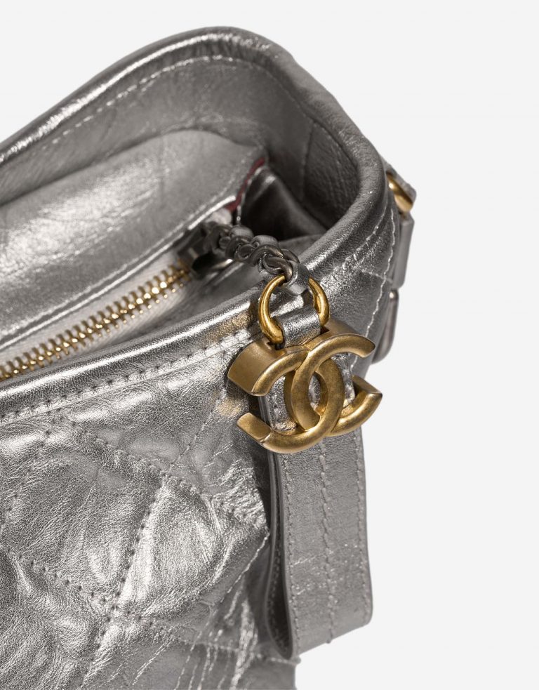 Chanel Gabrielle Large Silver Closing System | Vendez votre sac de créateur sur Saclab.com