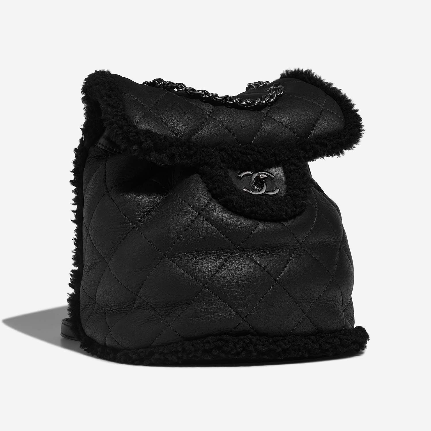 Chanel Backpack Black Side Front | Sell your designer bag on Saclab.com