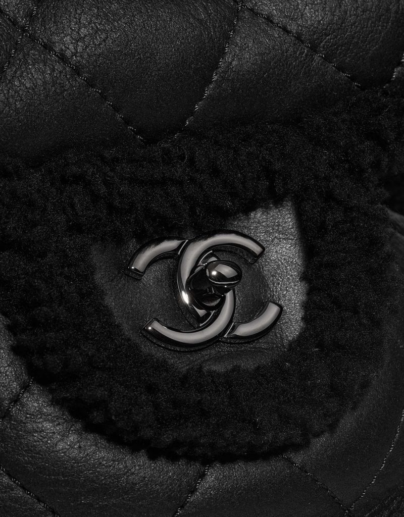 Chanel Backpack Shearling / Lamb Black SACLÀB