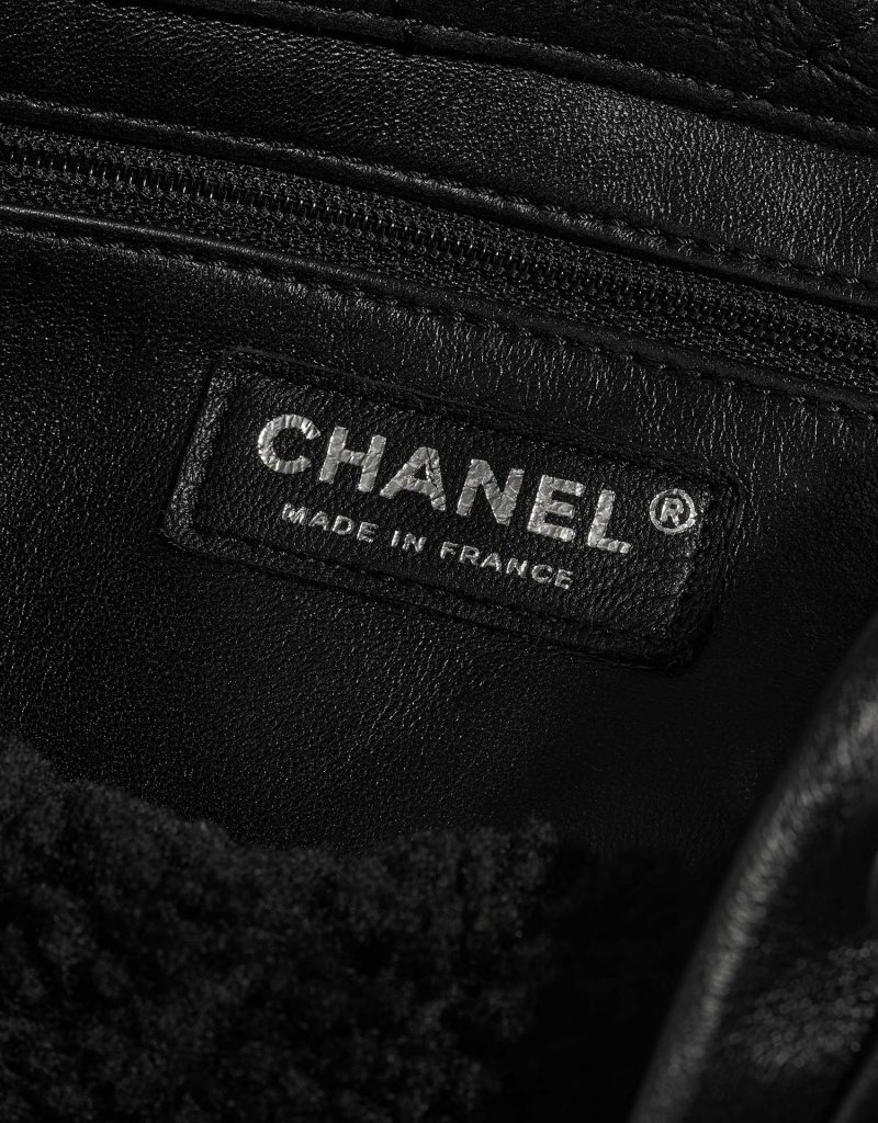 Chanel Backpack Shearling / Lamb Black SACLÀB