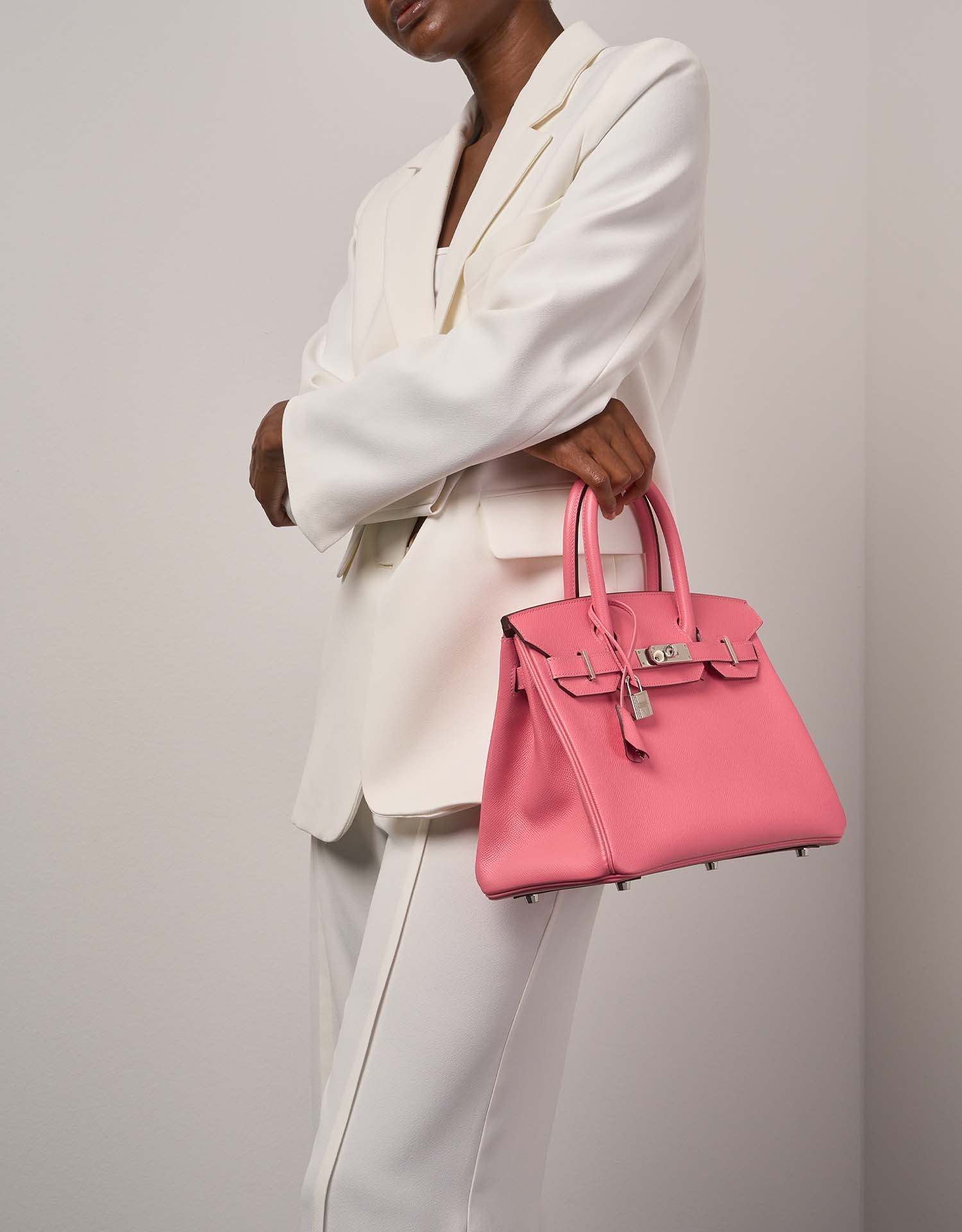 Hermès Birkin 30 RoseAzalee Sizes Worn | Sell your designer bag on Saclab.com