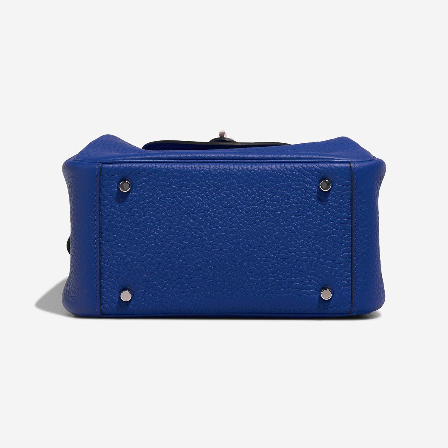 Hermès Lindy Mini BleuRoyal Bottom  | Sell your designer bag on Saclab.com