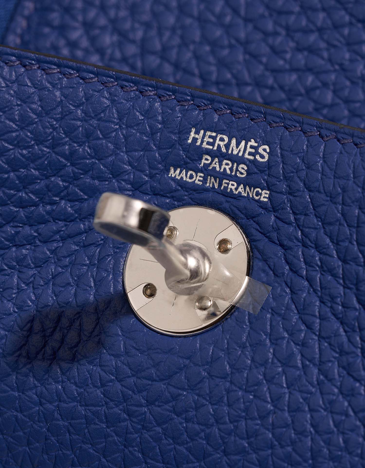 Hermès Lindy Mini BleuRoyal Logo  | Sell your designer bag on Saclab.com