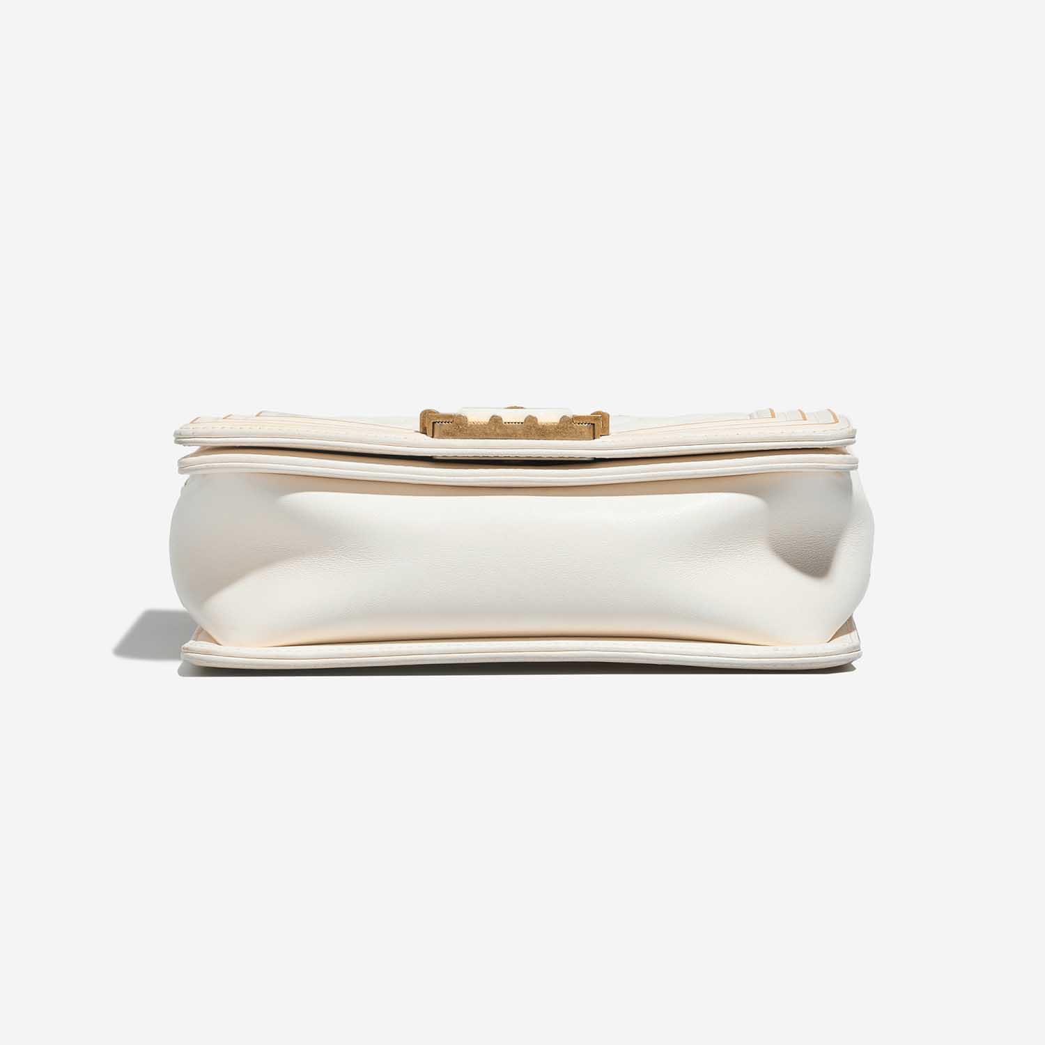 Chanel Boy Small White-Gold Bottom  | Sell your designer bag on Saclab.com