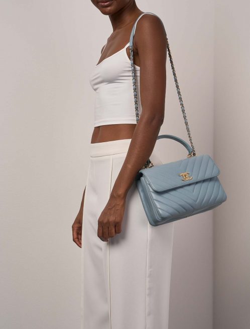 Chanel TrendyCC Medium Blue Sizes Worn | Sell your designer bag on Saclab.com