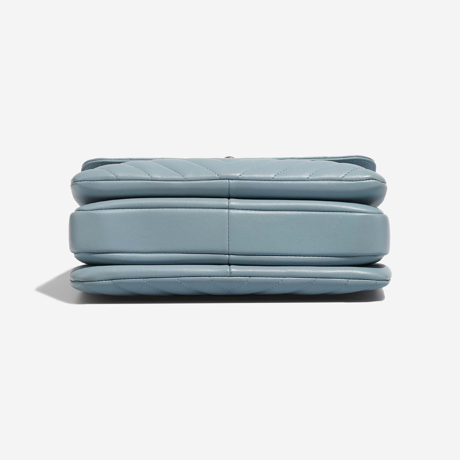 Chanel TrendyCC Medium Blue Bottom  | Sell your designer bag on Saclab.com