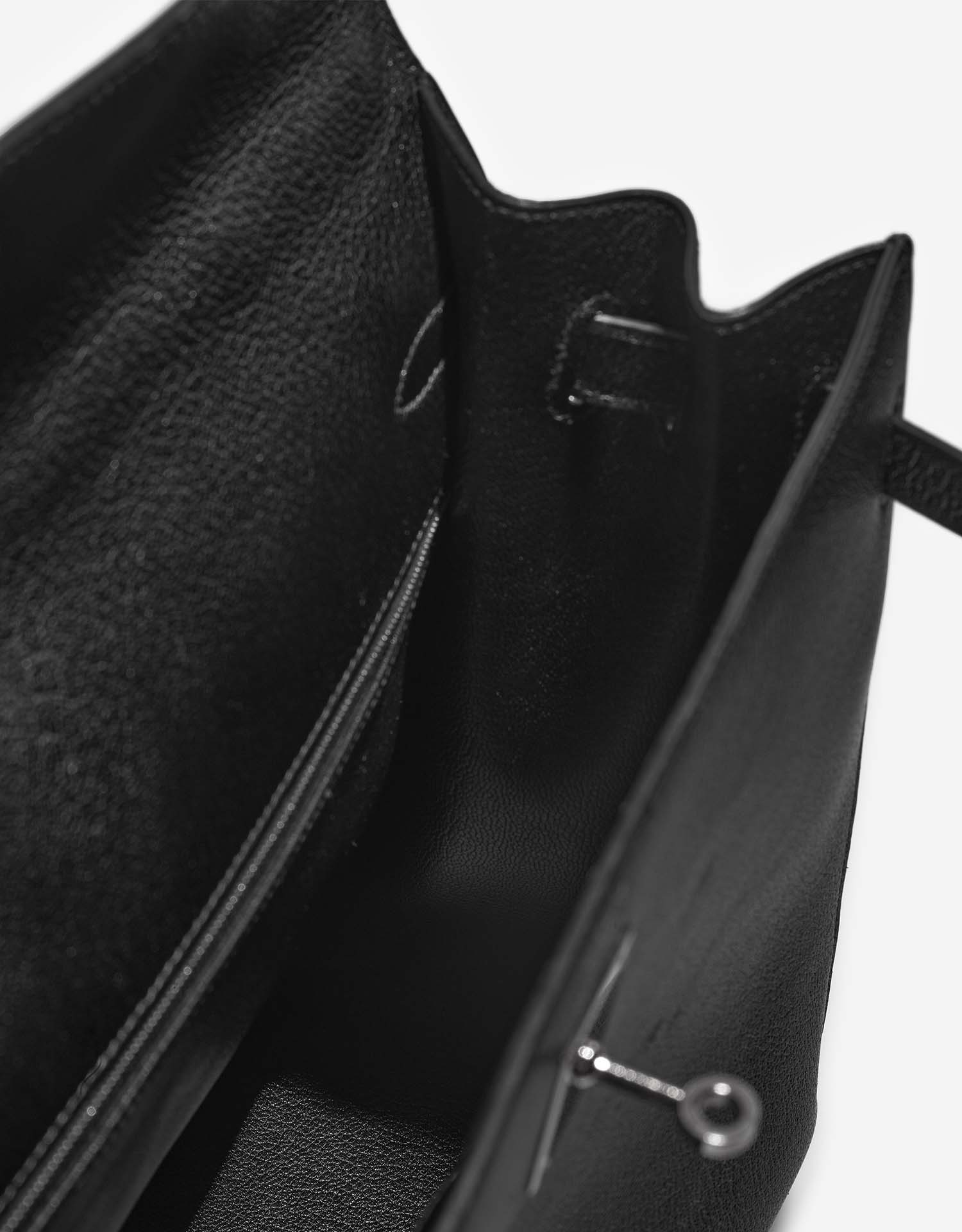Hermès Kelly 35 Black Inside  | Sell your designer bag on Saclab.com