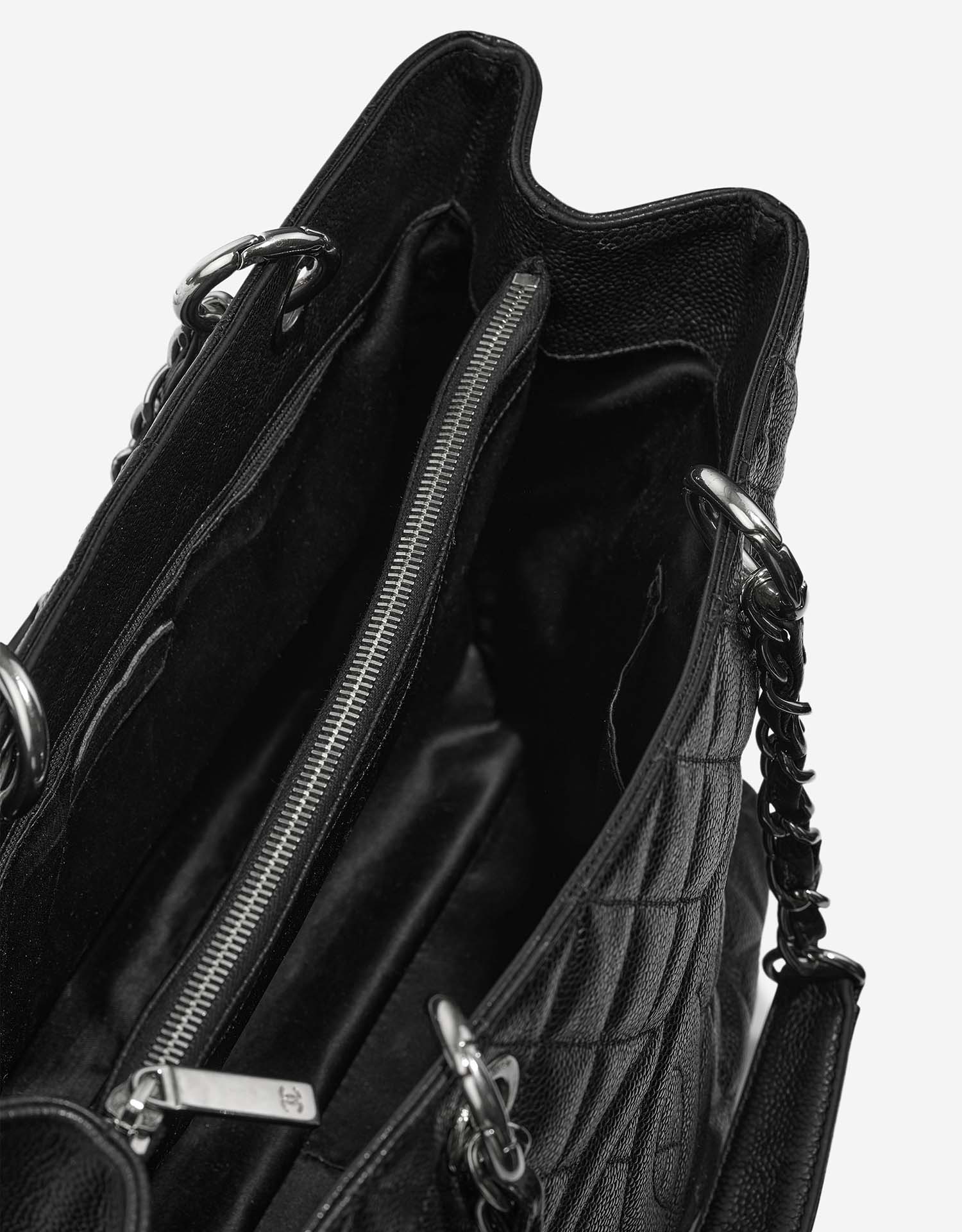 Chanel ShoppingTote Grande Inside  | Sell your designer bag on Saclab.com