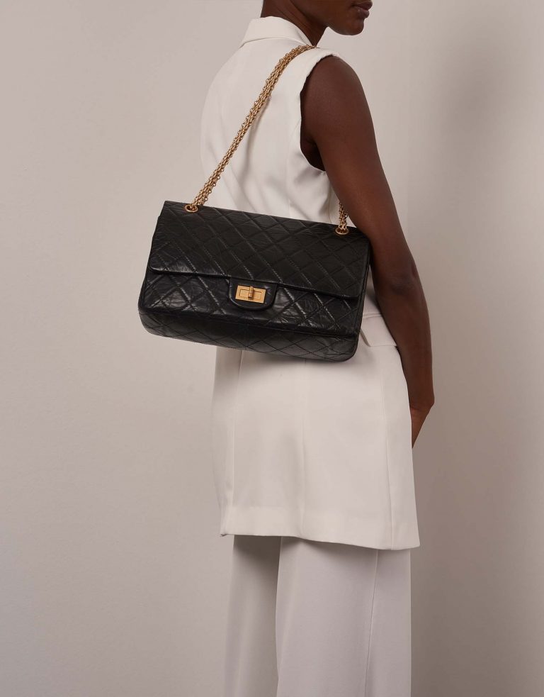 Chanel 255 227 Black Front  | Sell your designer bag on Saclab.com