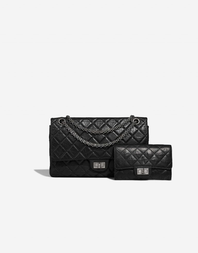 Chanel 255 226 Black Front  | Sell your designer bag on Saclab.com