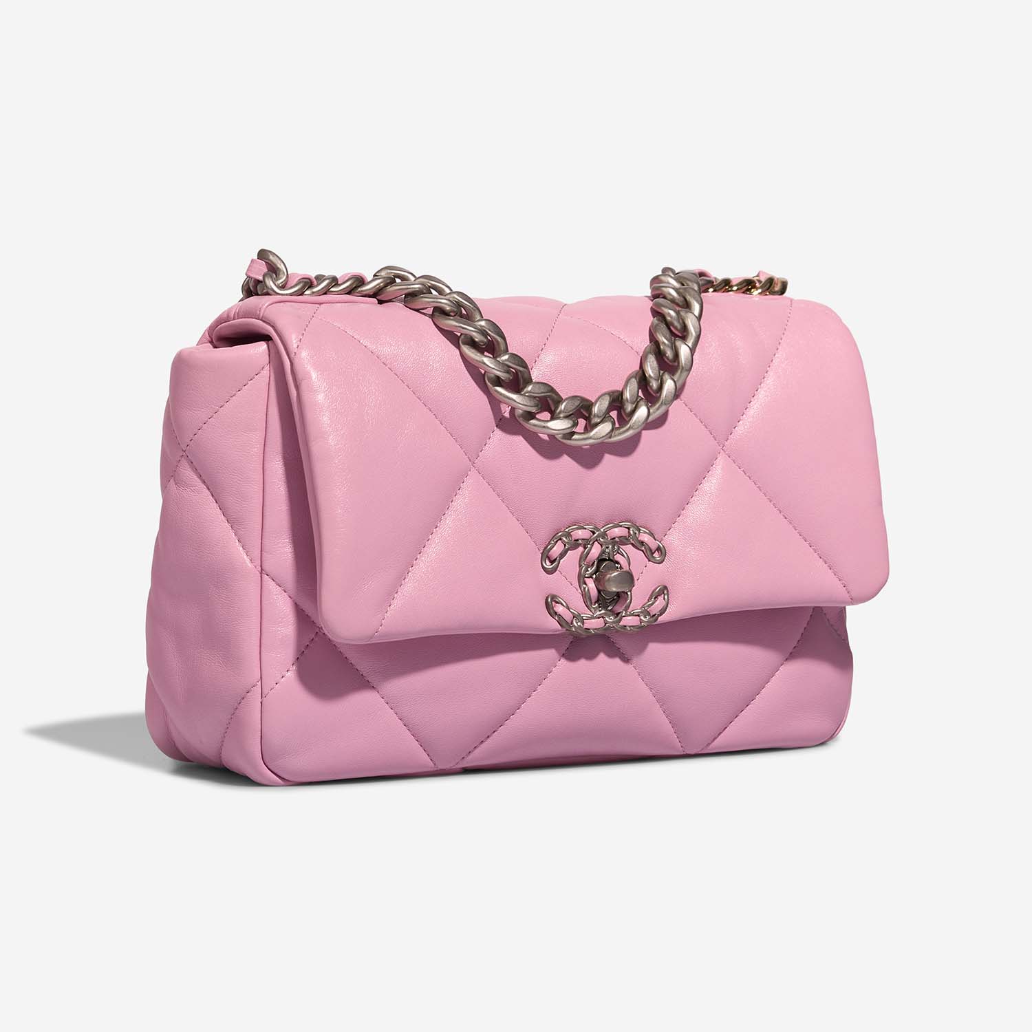 Chanel 19 Flapbag Pink Side Front | Sell your designer bag on Saclab.com