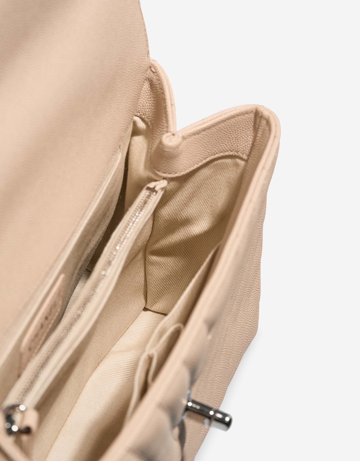 Chanel TimelessHandle Medium Beige Inside  | Sell your designer bag on Saclab.com