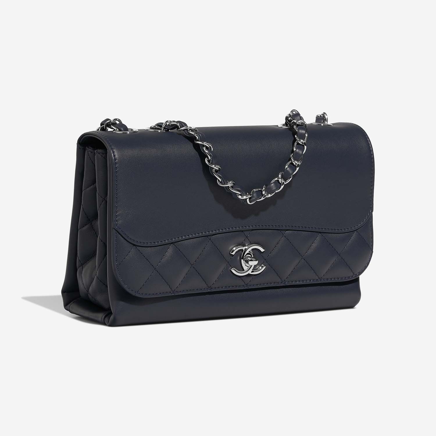 Chanel TimelessTramezzo Medium Navy Side Front  | Sell your designer bag on Saclab.com