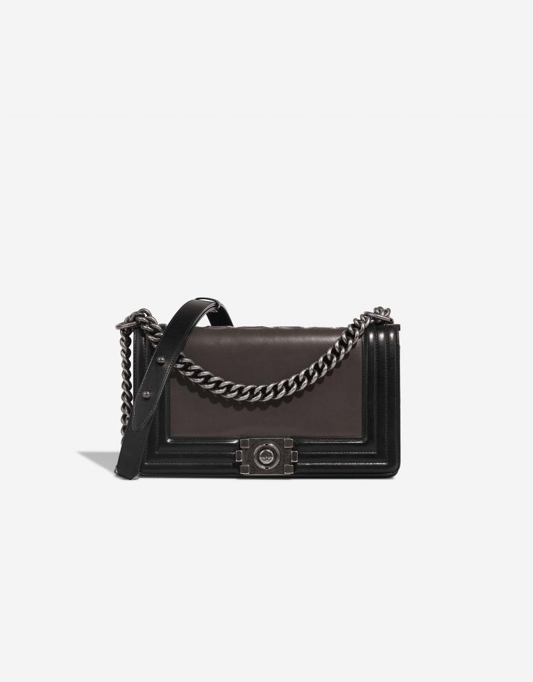 Chanel Boy OldMedium Schwarz-Grau Front | Verkaufen Sie Ihre Designer-Tasche auf Saclab.com
