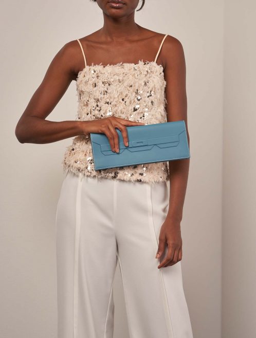 Hermès KellyCutClutch onesize BlueJean on Model | Sell your designer bag on Saclab.com