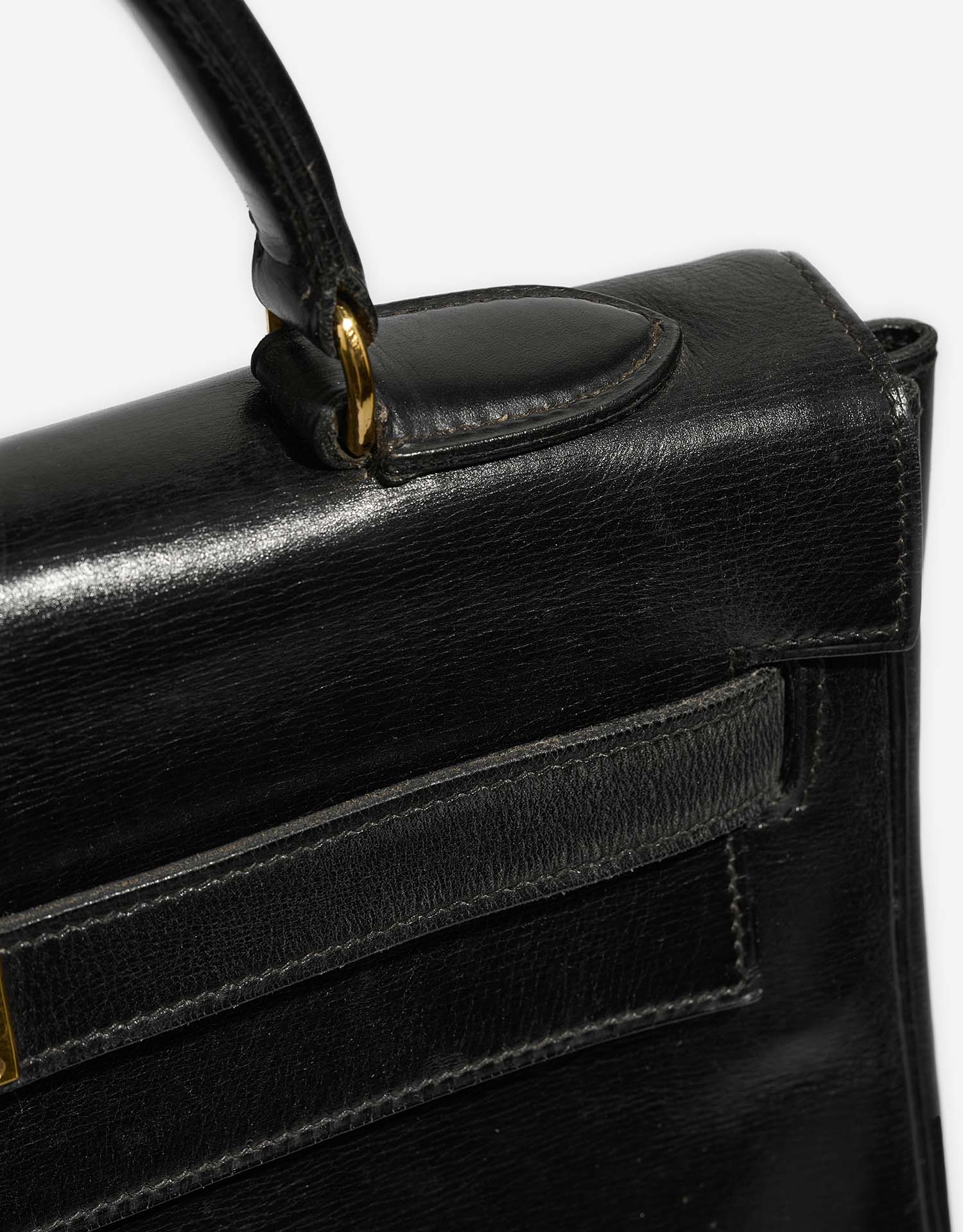 Hermès Kelly 32 Schwarz Gebrauchsspuren 3 | Verkaufen Sie Ihre Designertasche auf Saclab.com