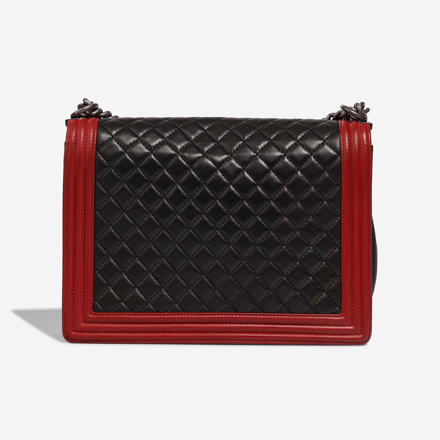 Chanel Boy Large Black-Red Back  | Sell your designer bag on Saclab.com