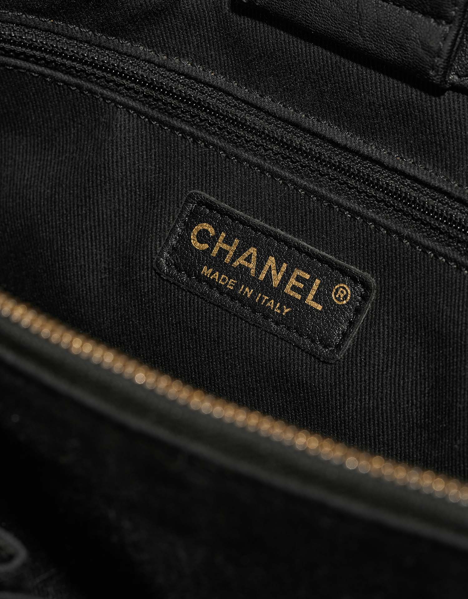 Chanel GST Large Black Logo  | Sell your designer bag on Saclab.com