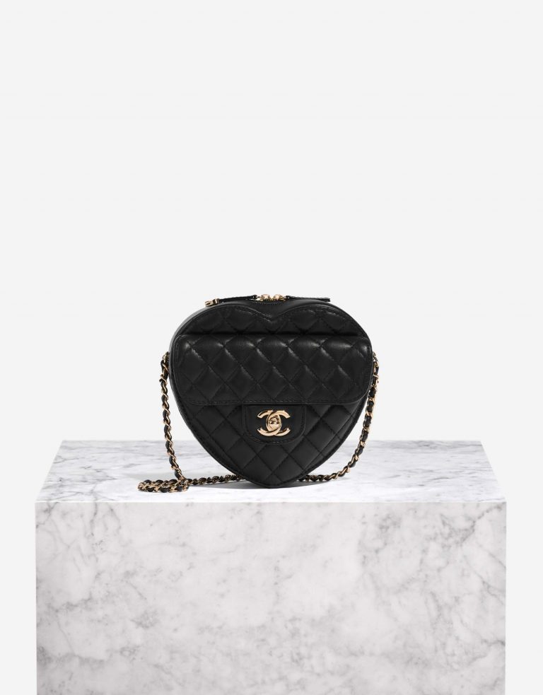 Chanel TimelessHeart Medium Black Front  | Sell your designer bag on Saclab.com