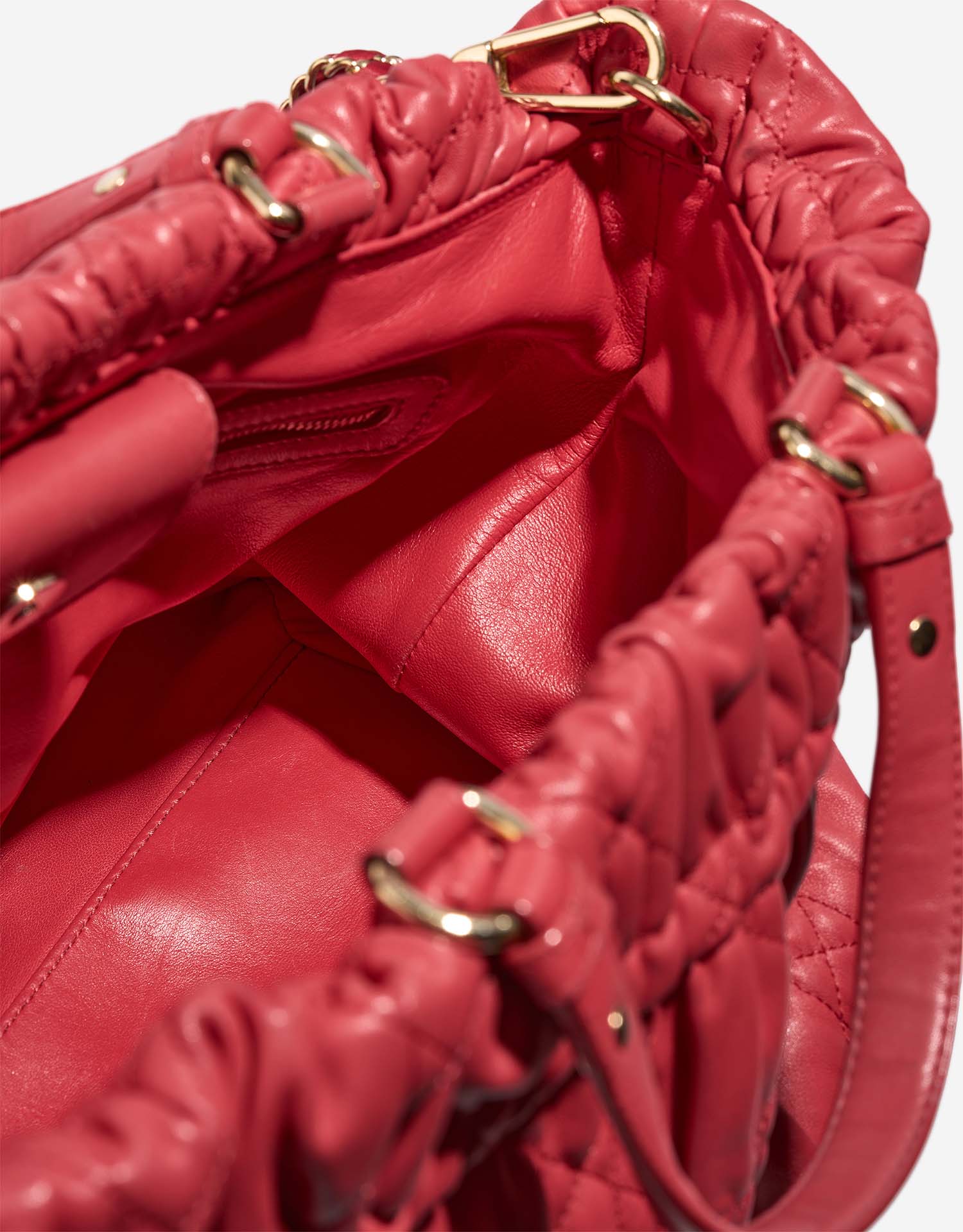 Dior Shopper Medium Red Inside  | Sell your designer bag on Saclab.com