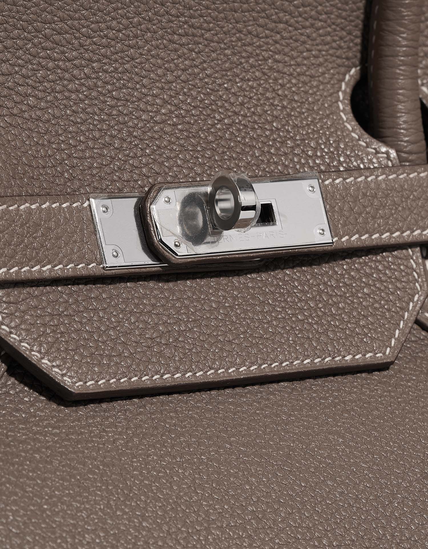Hermès Birkin 40 Etoupe Closing System  | Sell your designer bag on Saclab.com