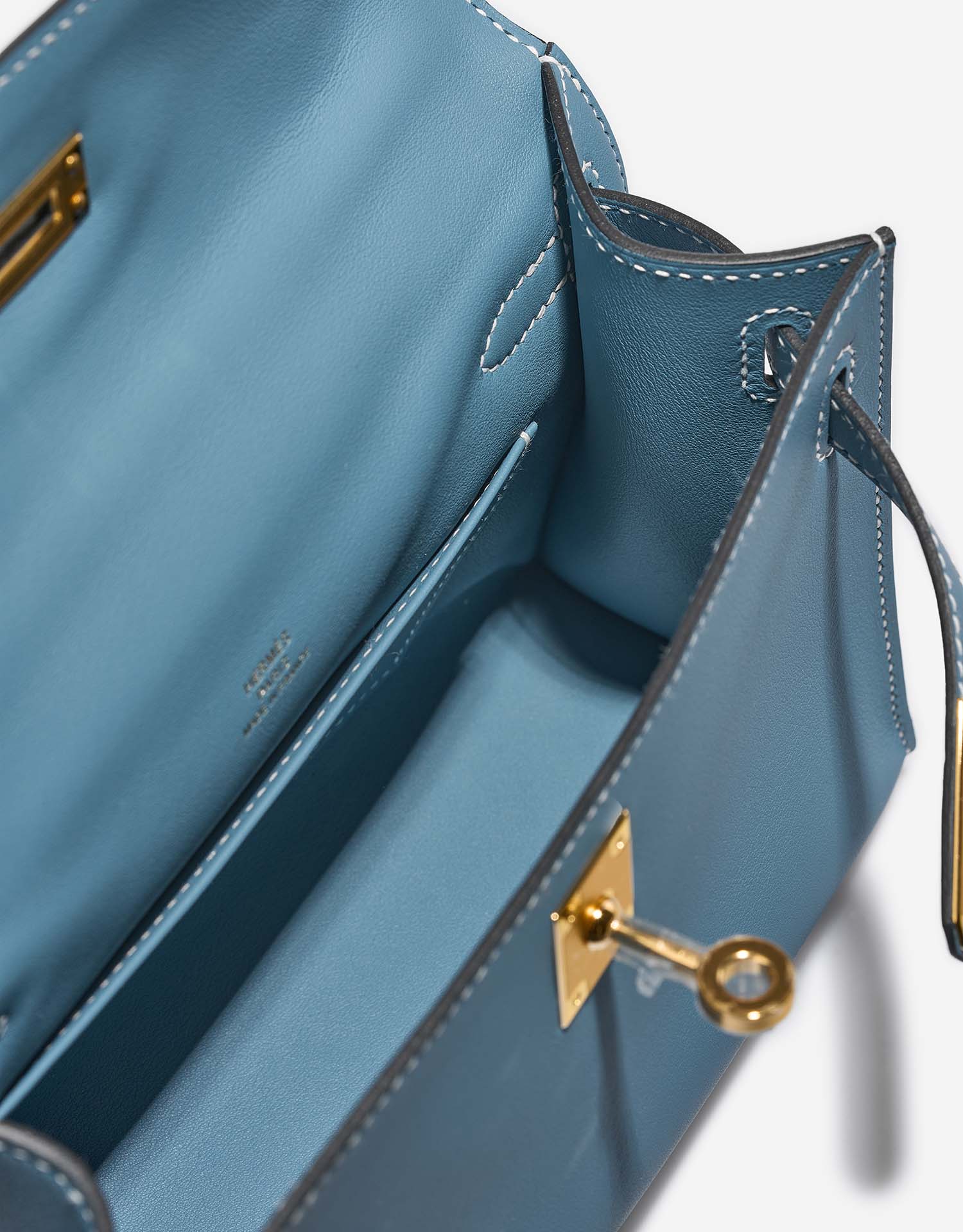 Hermès Kelly Pochette BleuJean Inside  | Sell your designer bag on Saclab.com