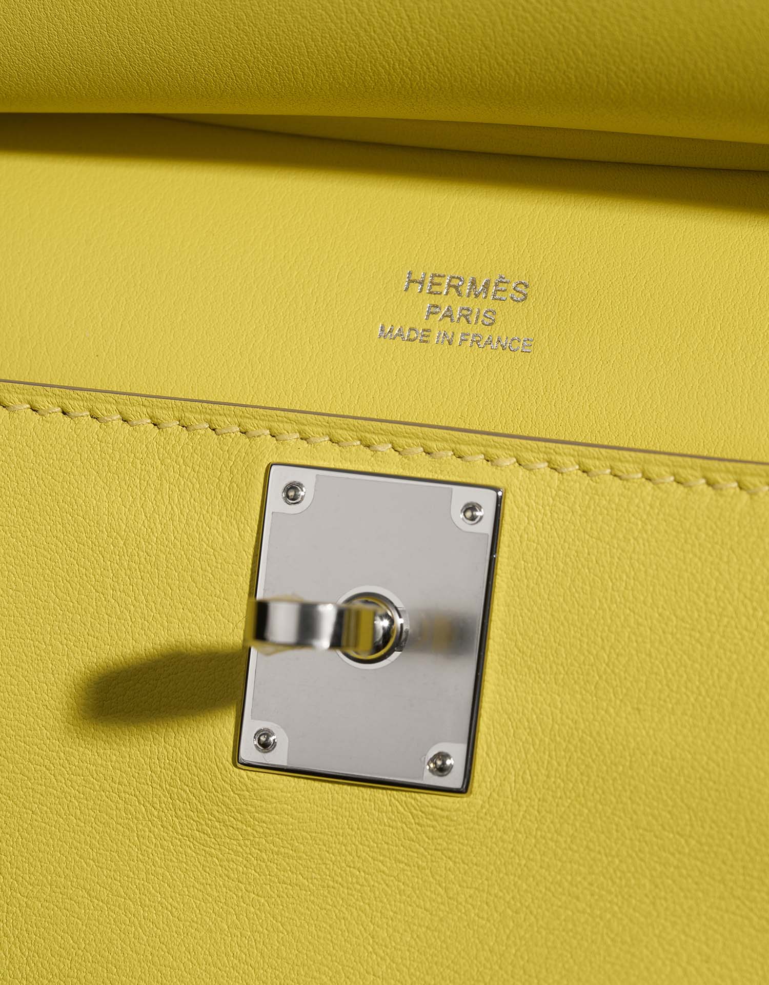 Hermès Jypsiere Mini Lime Logo  | Sell your designer bag on Saclab.com
