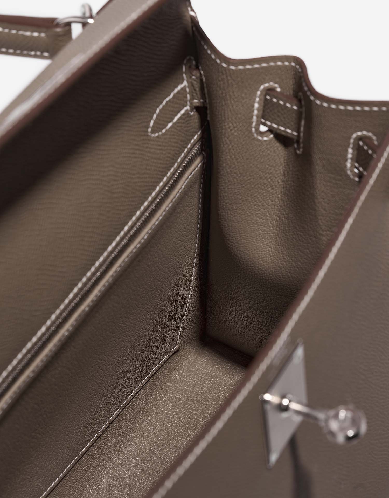 Hermès Hermès Kelly 28 Epsom Leather Handbag-Etoupe Silver Hardware (Top  Handle)